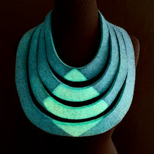 Load image into Gallery viewer, &quot;Masai&quot; Collar in Teal