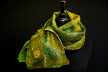 Load image into Gallery viewer, &quot;Waldhaus&quot; Nuno scarf