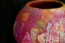 Load image into Gallery viewer, &quot;Delphi&quot; felt vessel