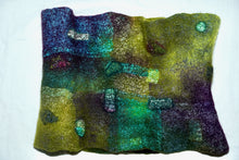 Load image into Gallery viewer, &quot;Forest&quot; cowl