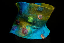 Load image into Gallery viewer, &quot;Enzian&quot; cowl