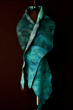 Load image into Gallery viewer, &quot;Marine&quot; merino wool and silk wrap