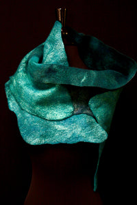 "Marine" merino wool and silk wrap