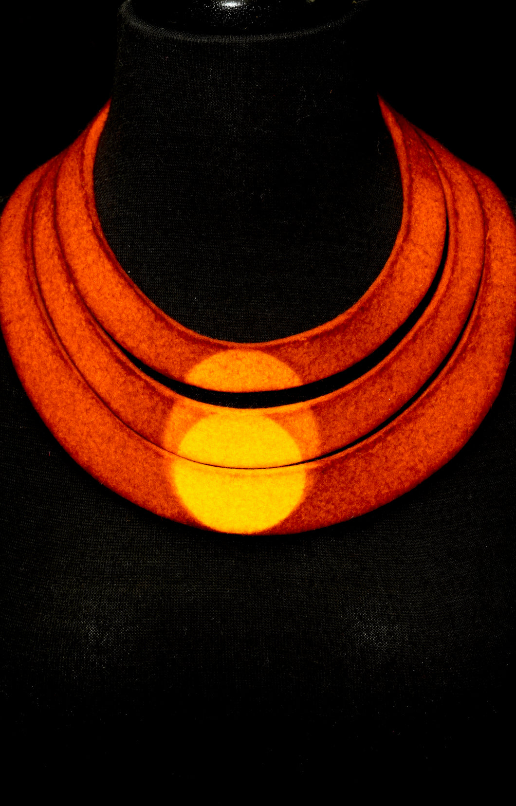 O2Y: Mini Masai Collar in Orange