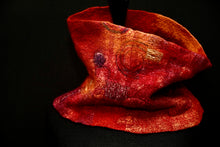 Load image into Gallery viewer, &quot;Poppy&quot; cowl