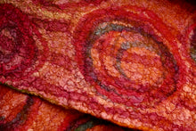 Load image into Gallery viewer, Toscana - detail