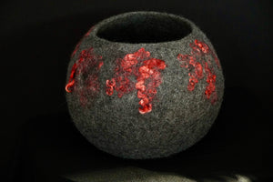 "Vesuvio" vessel